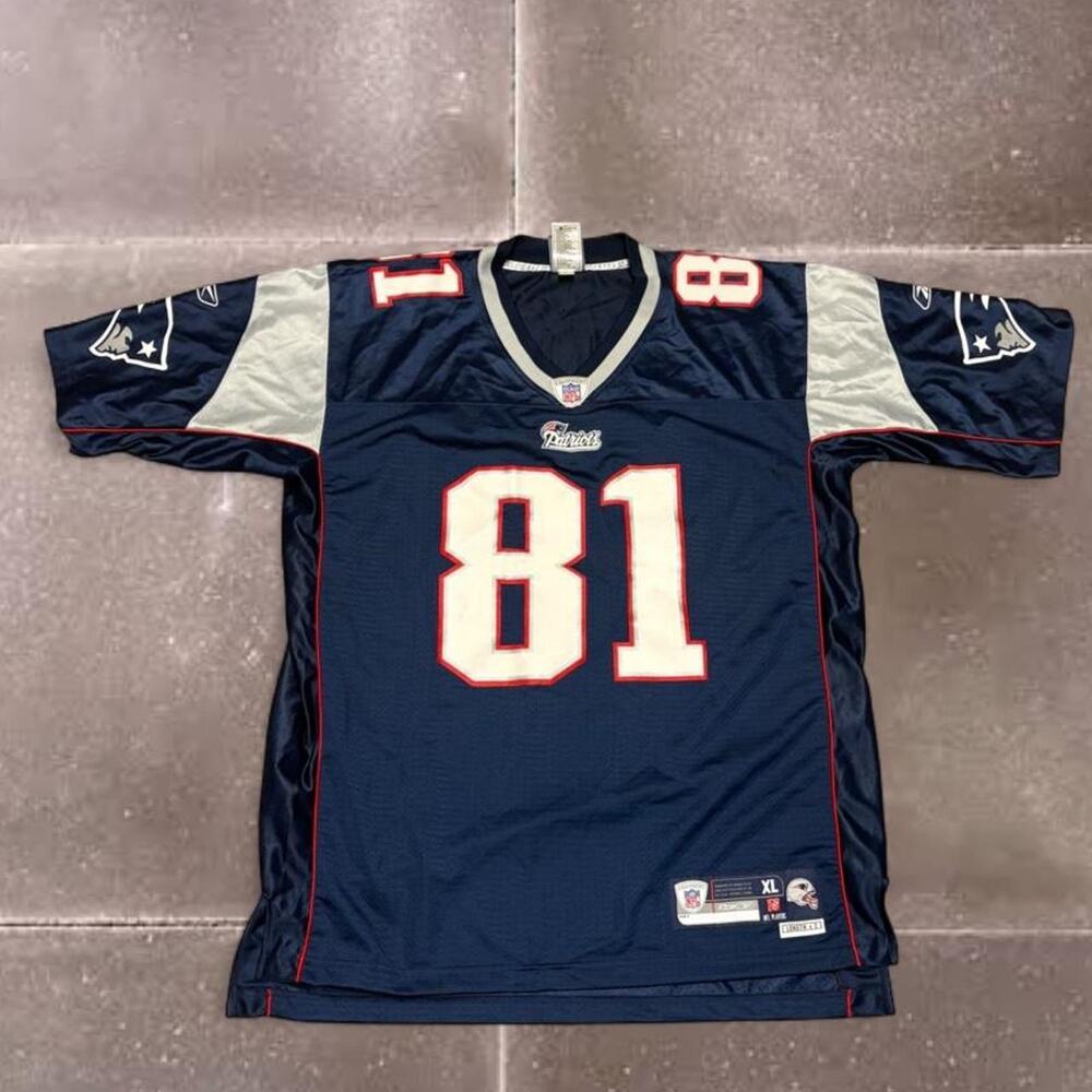 Vintage reebok new england patriots jersey randy moss